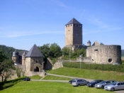 Burg Lichtenberg bei Kusel mit Musikantenmuseum und Geoskop